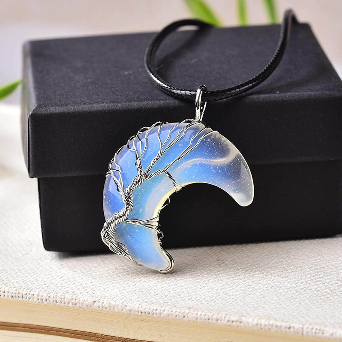 Maanketting met levensboomhanger