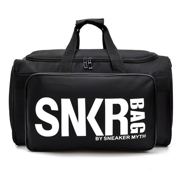 Multi-Vakken sneakers & gear reistas