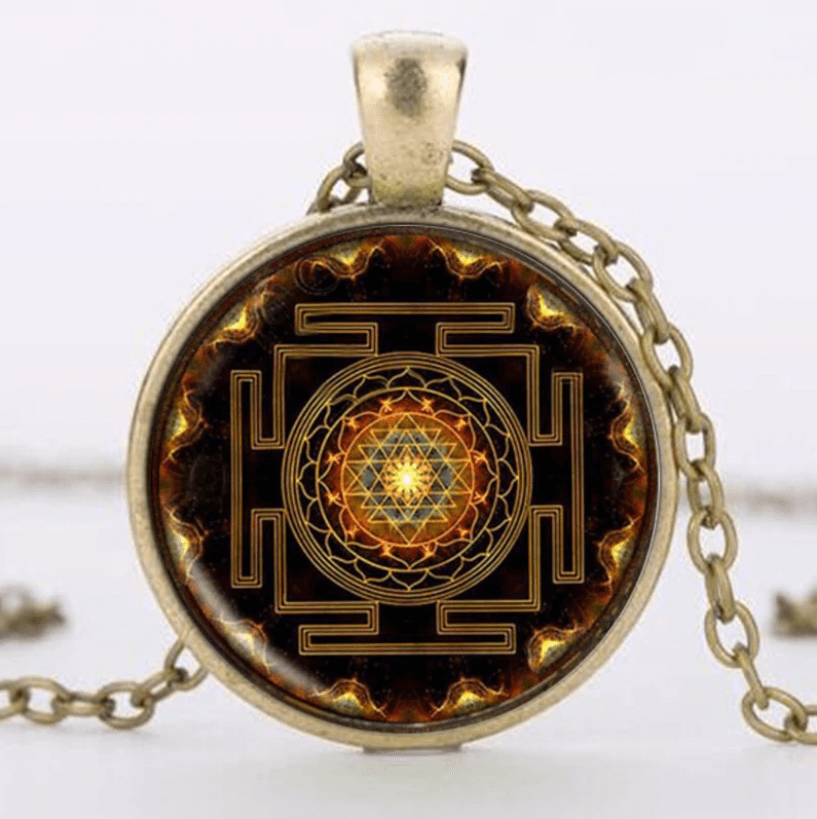 Ketting met Sri Yantra-koepelhanger