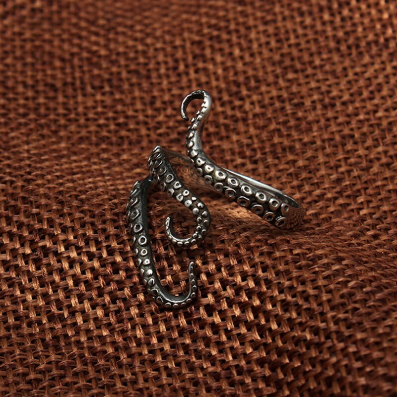 Ring in octopusvorm