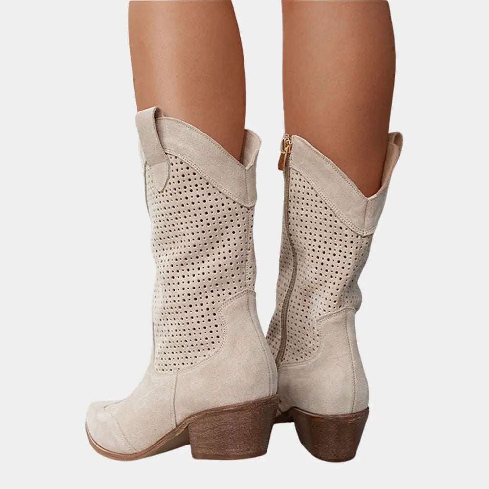 Damescowboylaarzen met perforaties en lage blokhak
