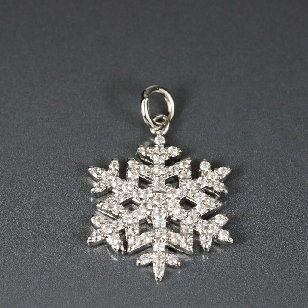 Ketting met sneeuwvlokhanger