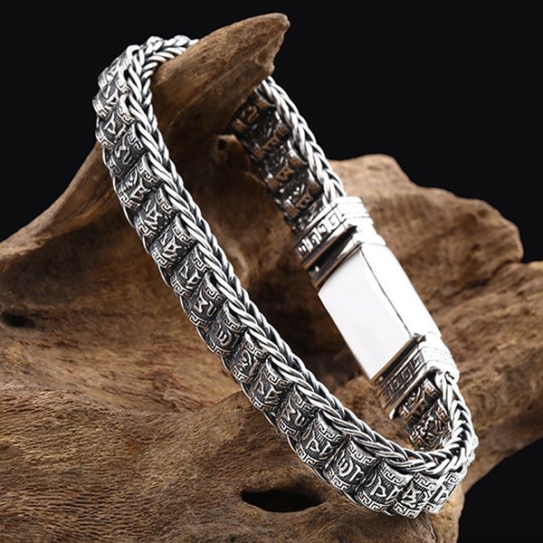 Verzilverde armband met gebedswiel