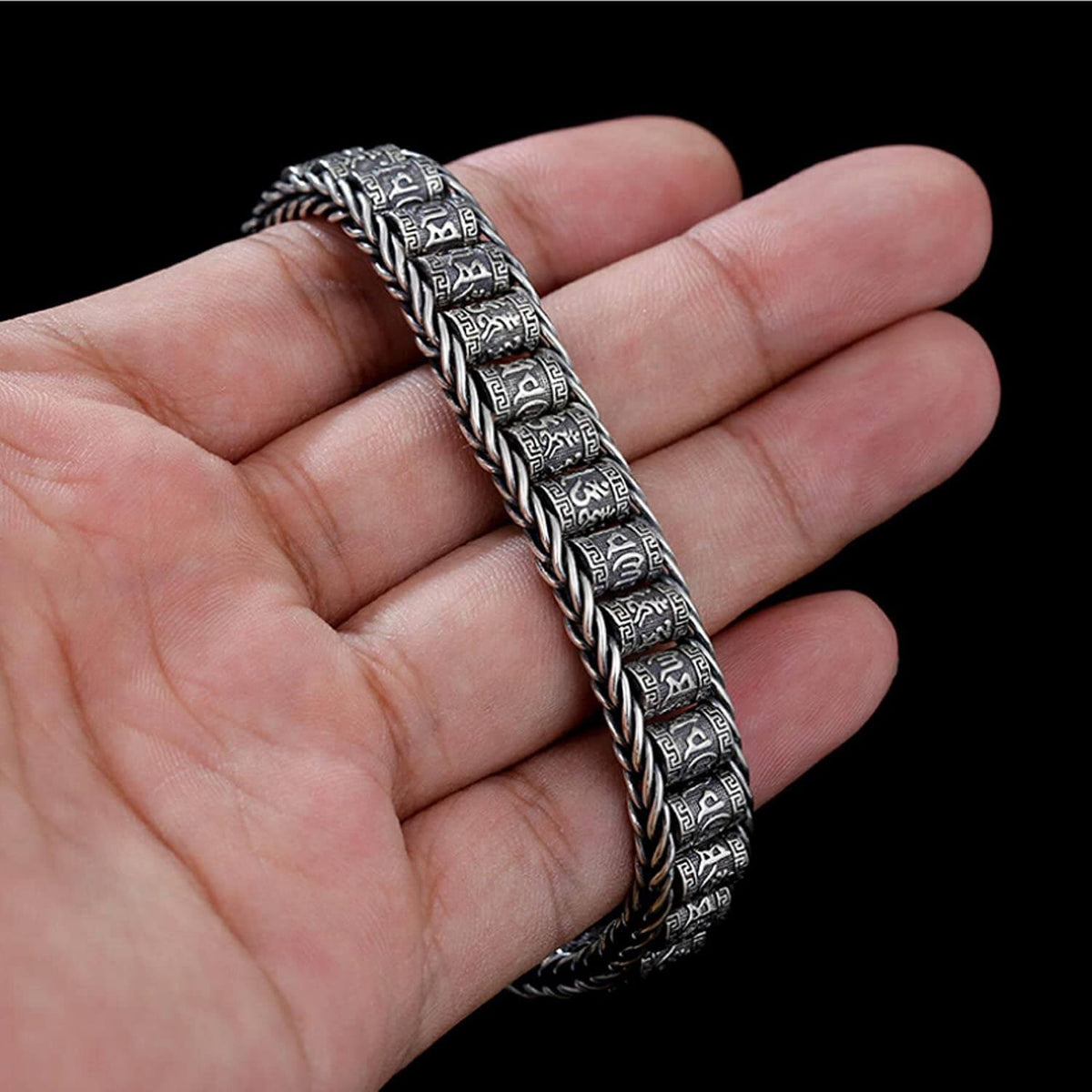 Verzilverde armband met gebedswiel