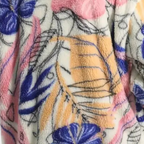 Warme damesjas met capuchon en bloemenprint
