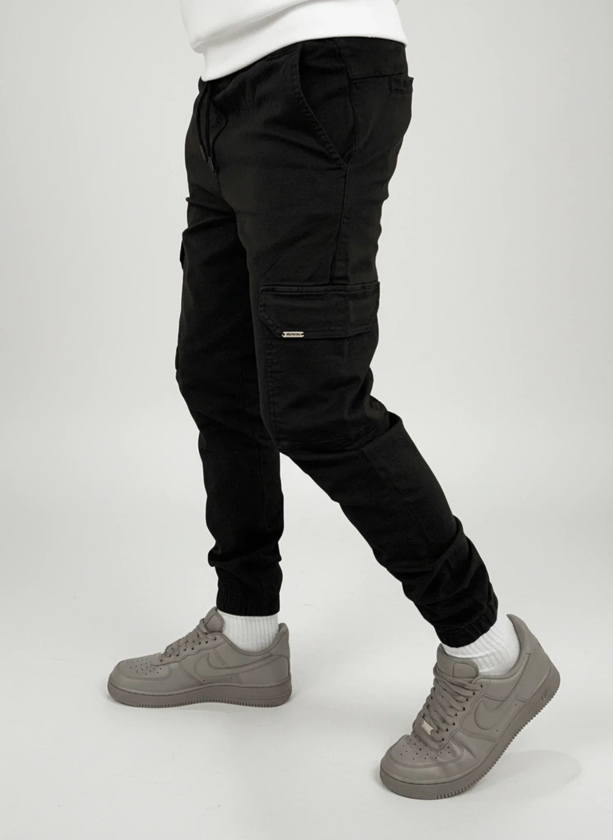 Ioan | Slim-fit herencargojogger met elastische enkelboorden