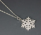 Ketting met sneeuwvlokhanger