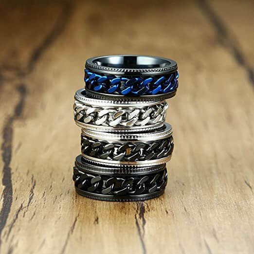 Ring met kettingontwerp