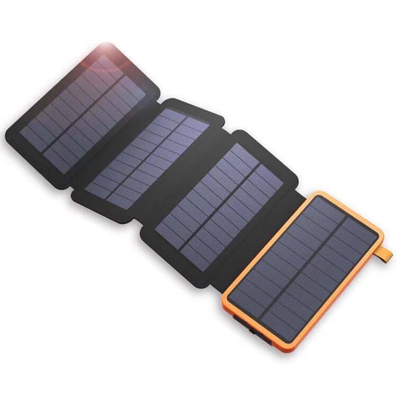 Zonne-energie powerbank met 4 panelen en 3 usb-uitgangen