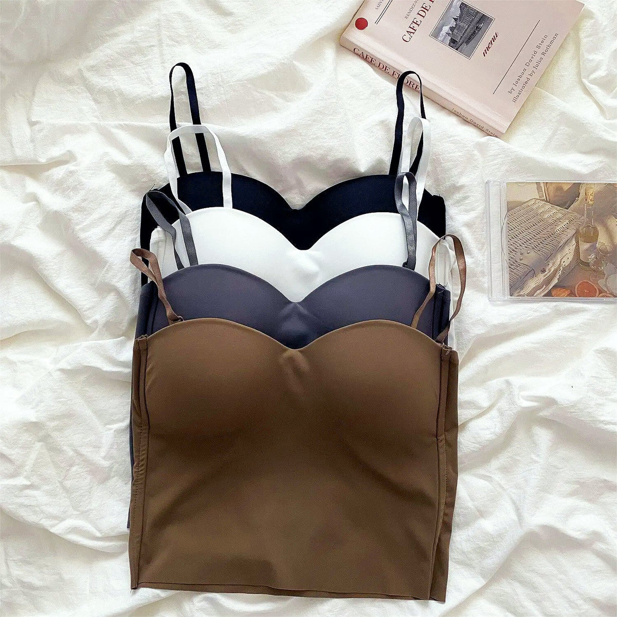 Set van 4 luchtige tanktops met ingebouwde bandeau BH