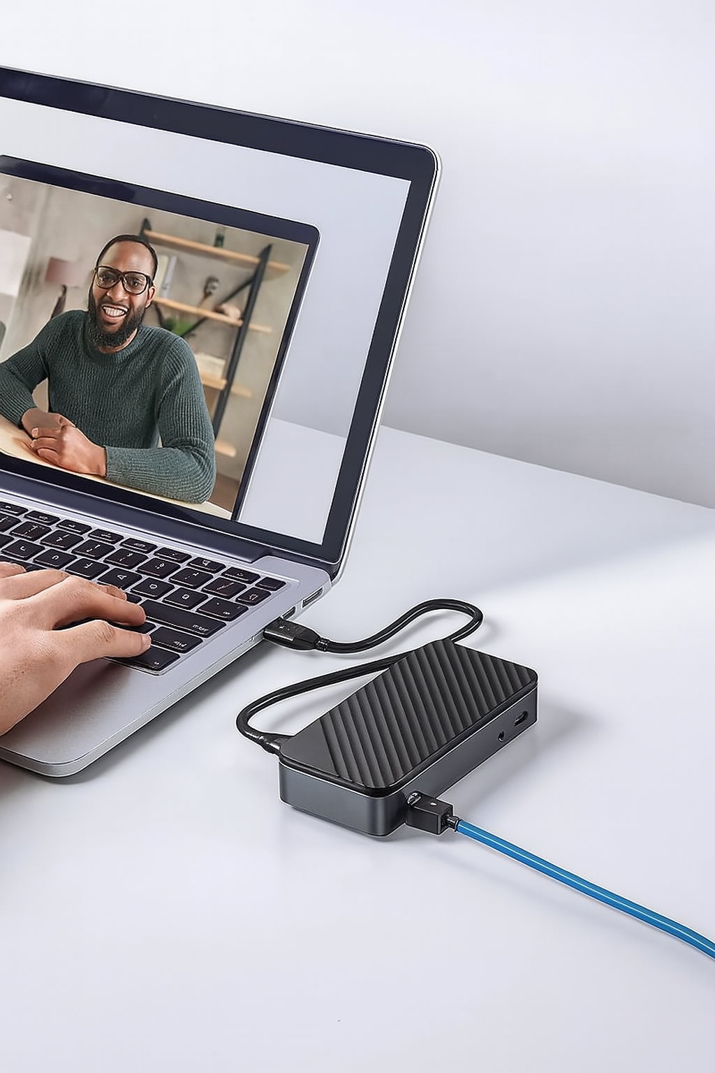USB-C-Dockingstation met ssd-behuizing en koelventilator – 10-in-1 pro hub