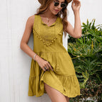 Mouwloze zomerjurk met V-hals – Liva