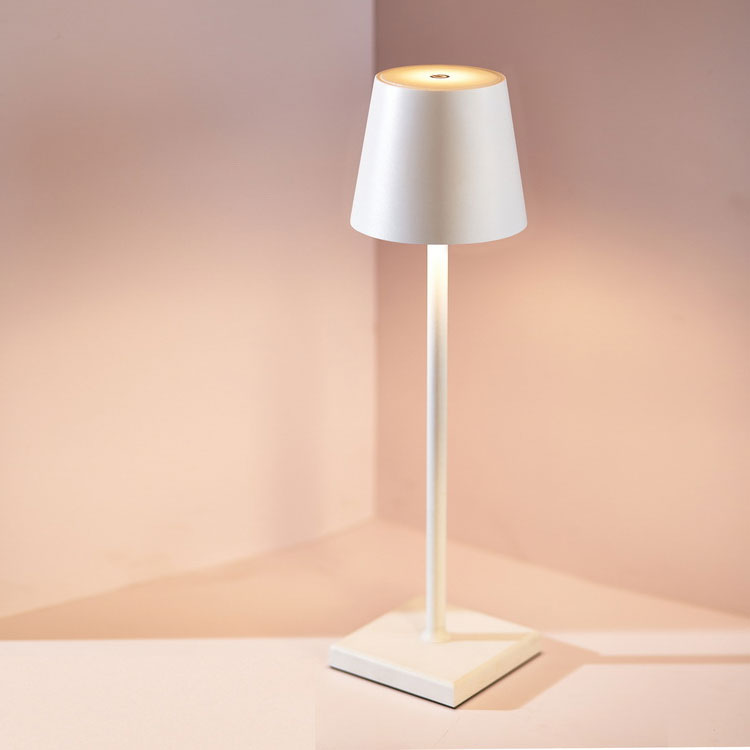 Draadloze oplaadbare tafellamp – Noor