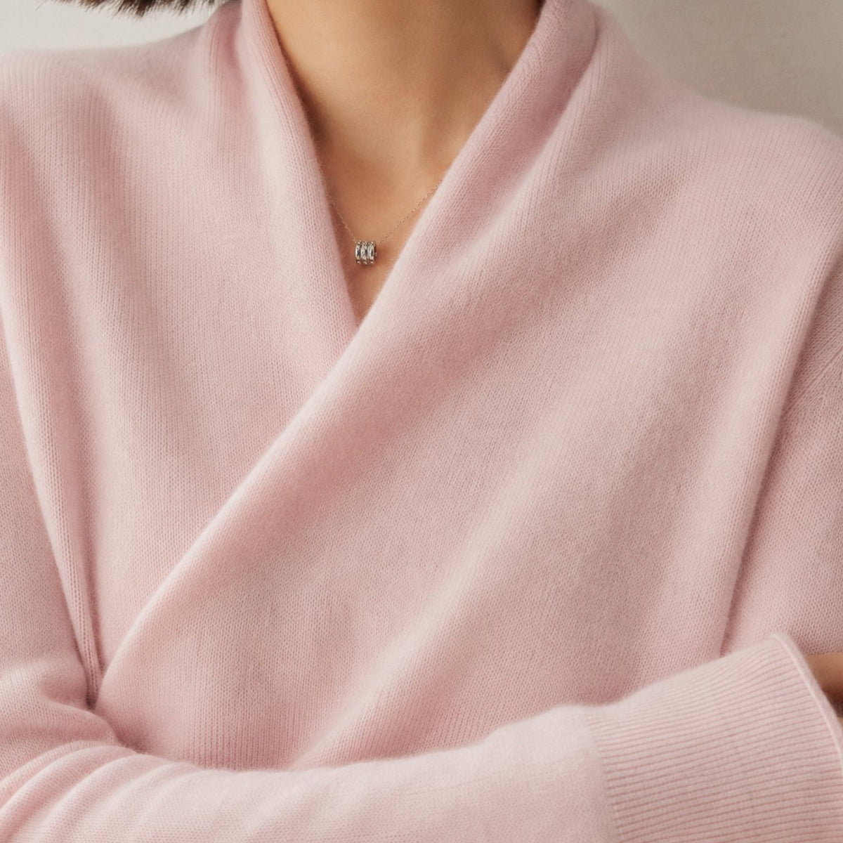 Margret | Trui van kasjmiermix met overslagsjaalkraag