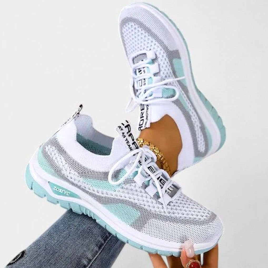 Damessneakers met ademende mesh en veters