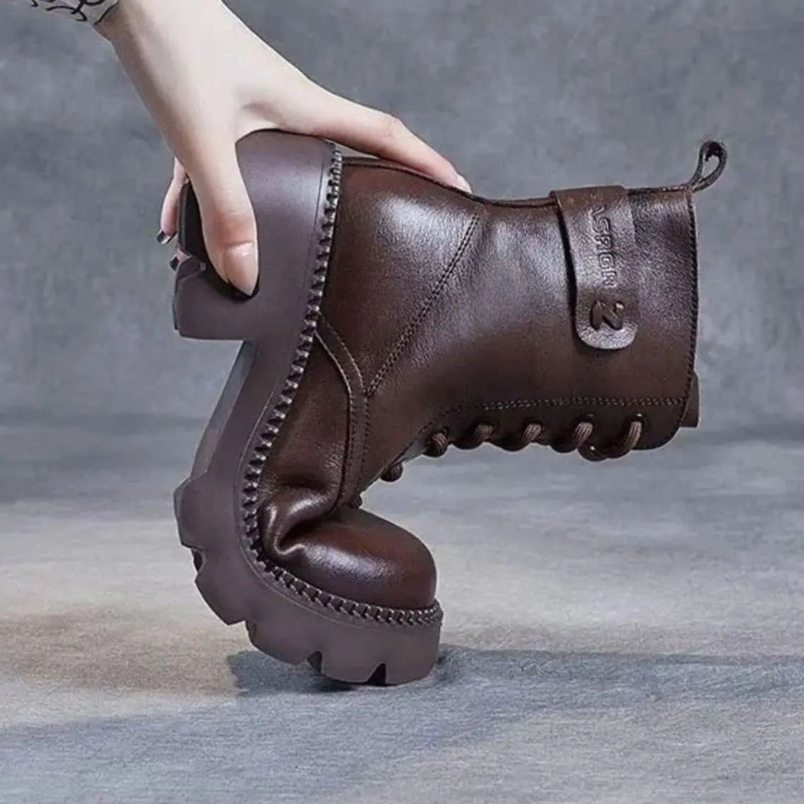 Damesveterboots met plateauzool en zijrits