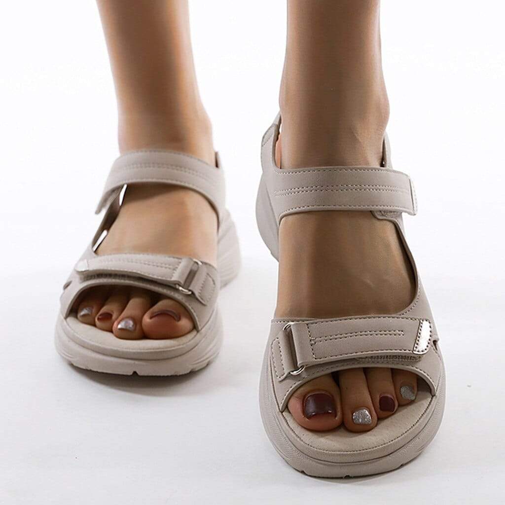 Lichte wandelsandalen met dubbele band
