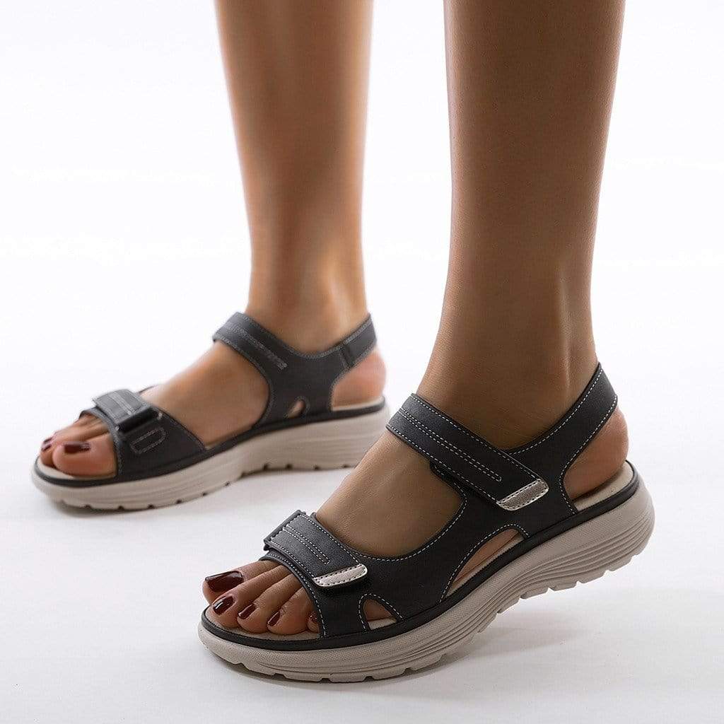 Lichte wandelsandalen met dubbele band