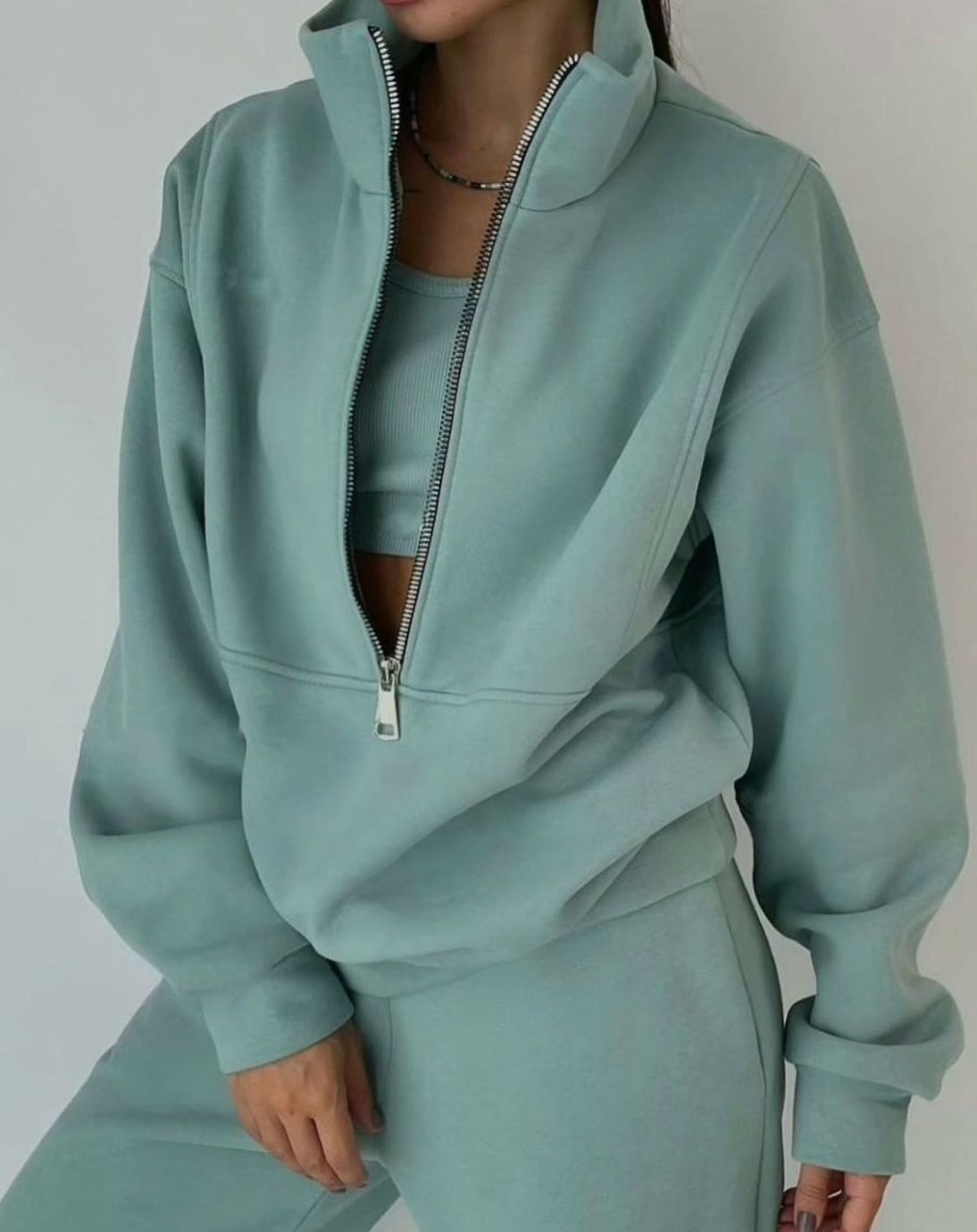 Anouk | Tweedelige damesset met oversized half-zip pullover en joggingbroek met hoge taille