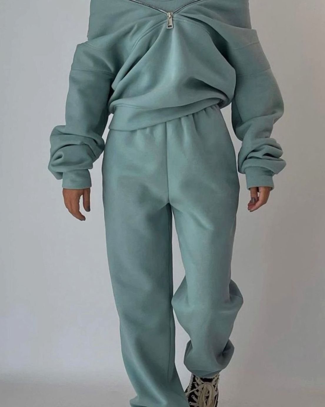 Anouk | Tweedelige damesset met oversized half-zip pullover en joggingbroek met hoge taille
