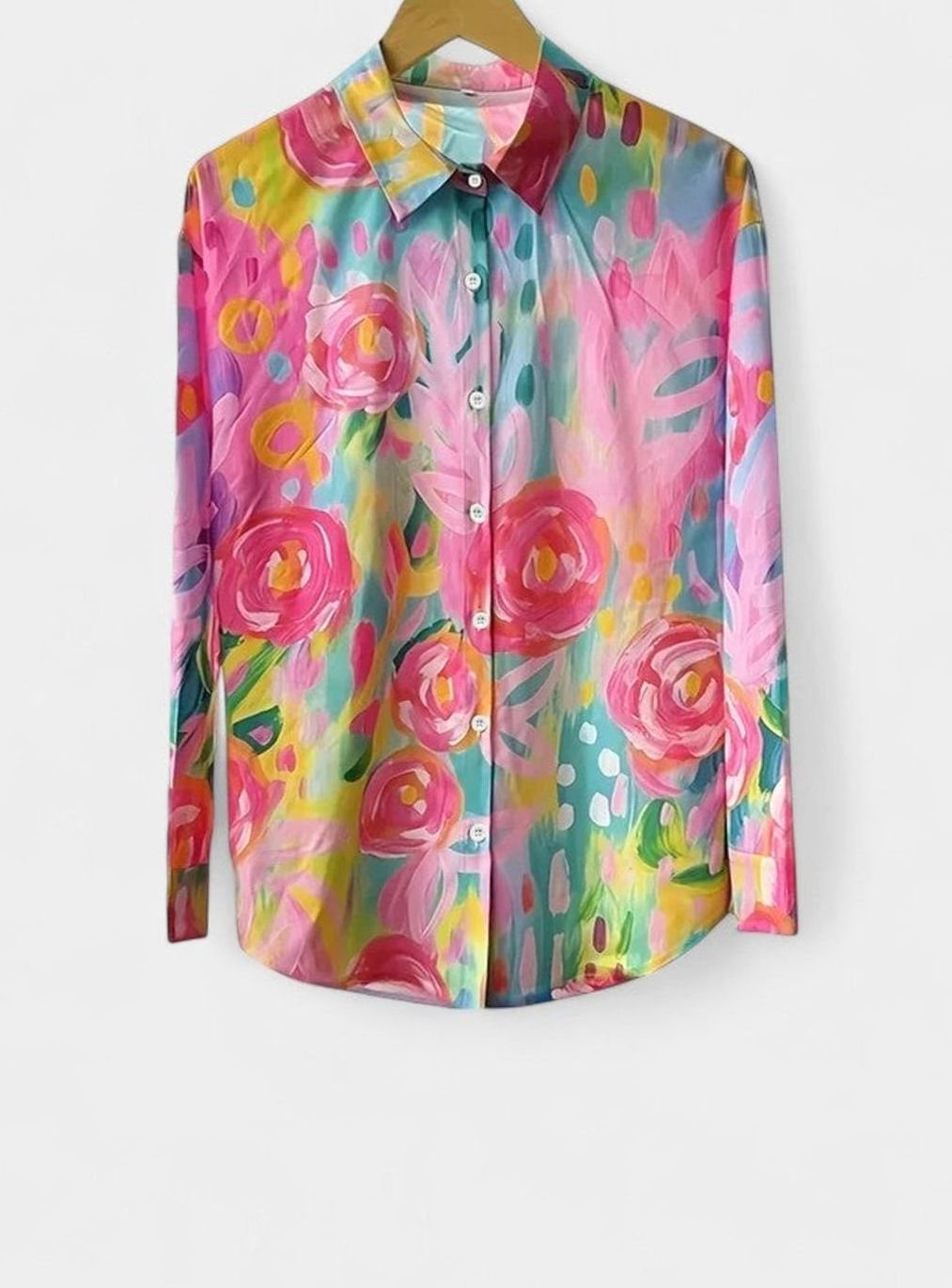 Aida | Blouse met aquarelbloemenprint en knopen