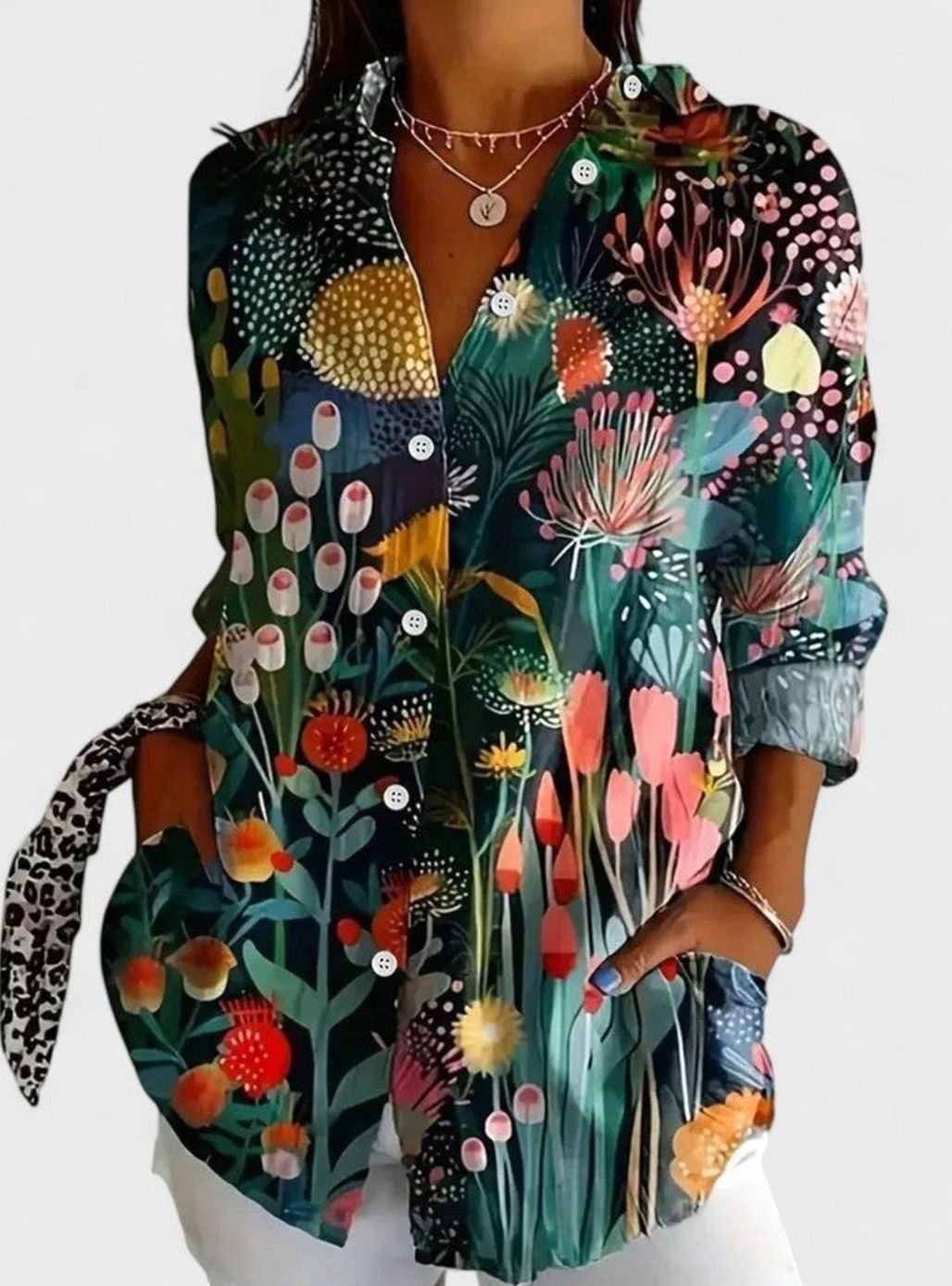Aida | Blouse met aquarelbloemenprint en knopen
