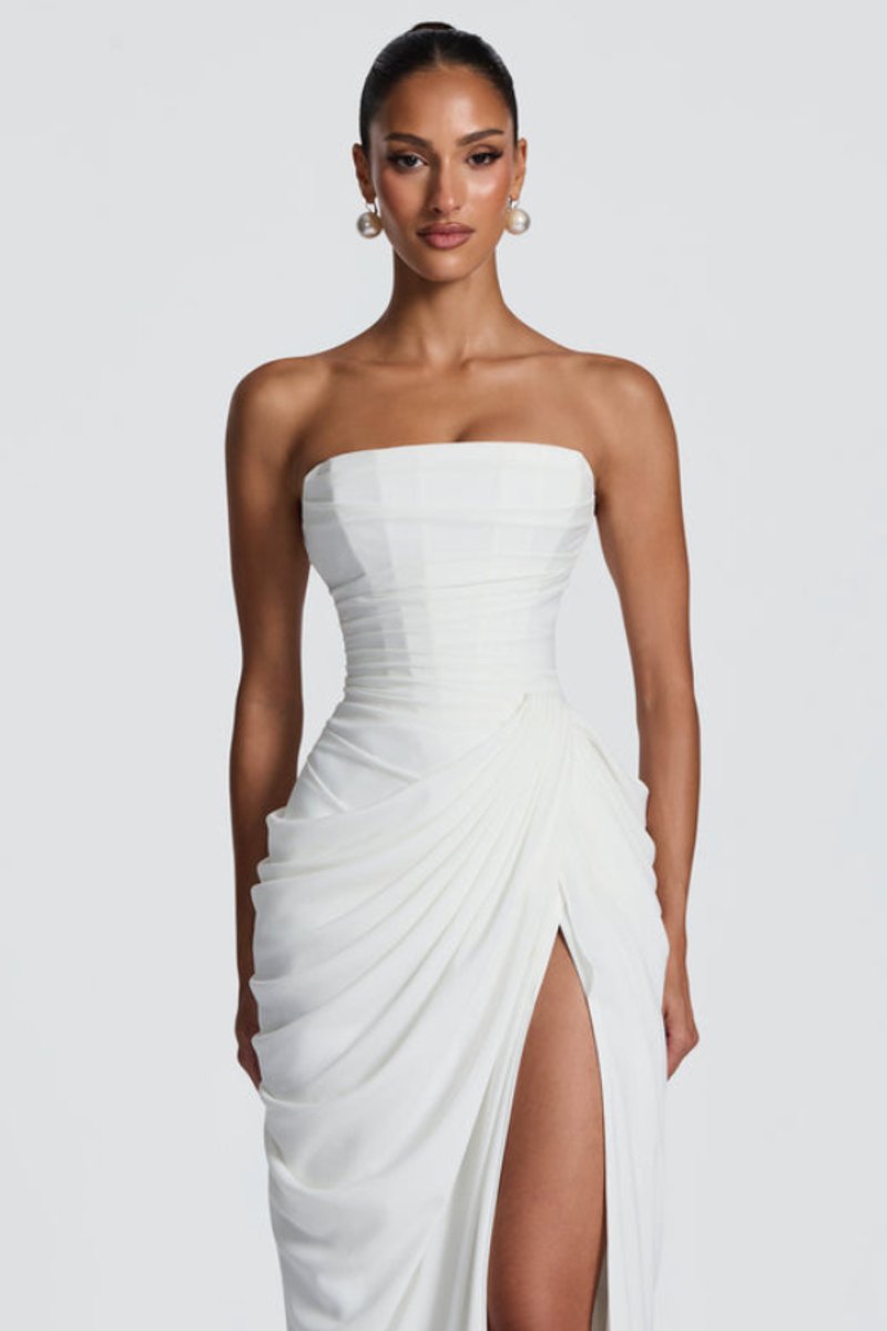 Marthe | Strapless chiffonavondjurk met hoge split