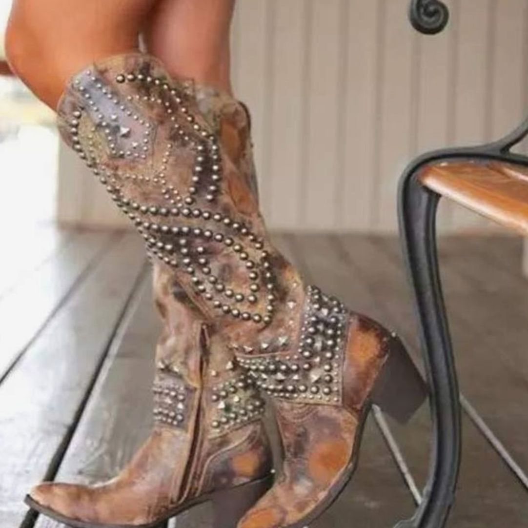 Knielange cowboylaarzen voor dames met studs en blokhak