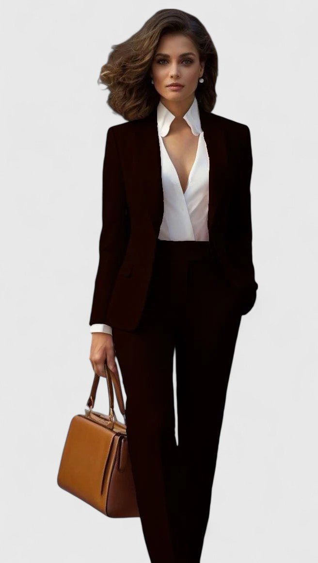 Josefa | Getailleerd dameskostuum met blazer en pantalon
