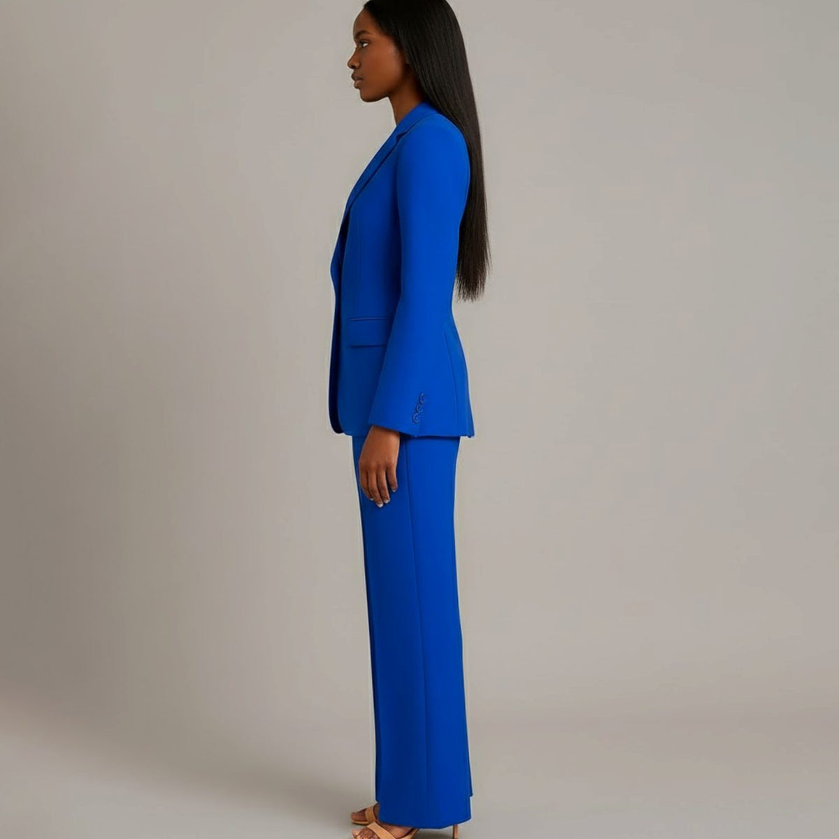 Guusje | Getailleerde damesset met blazer met enkele knoop en wijde broek