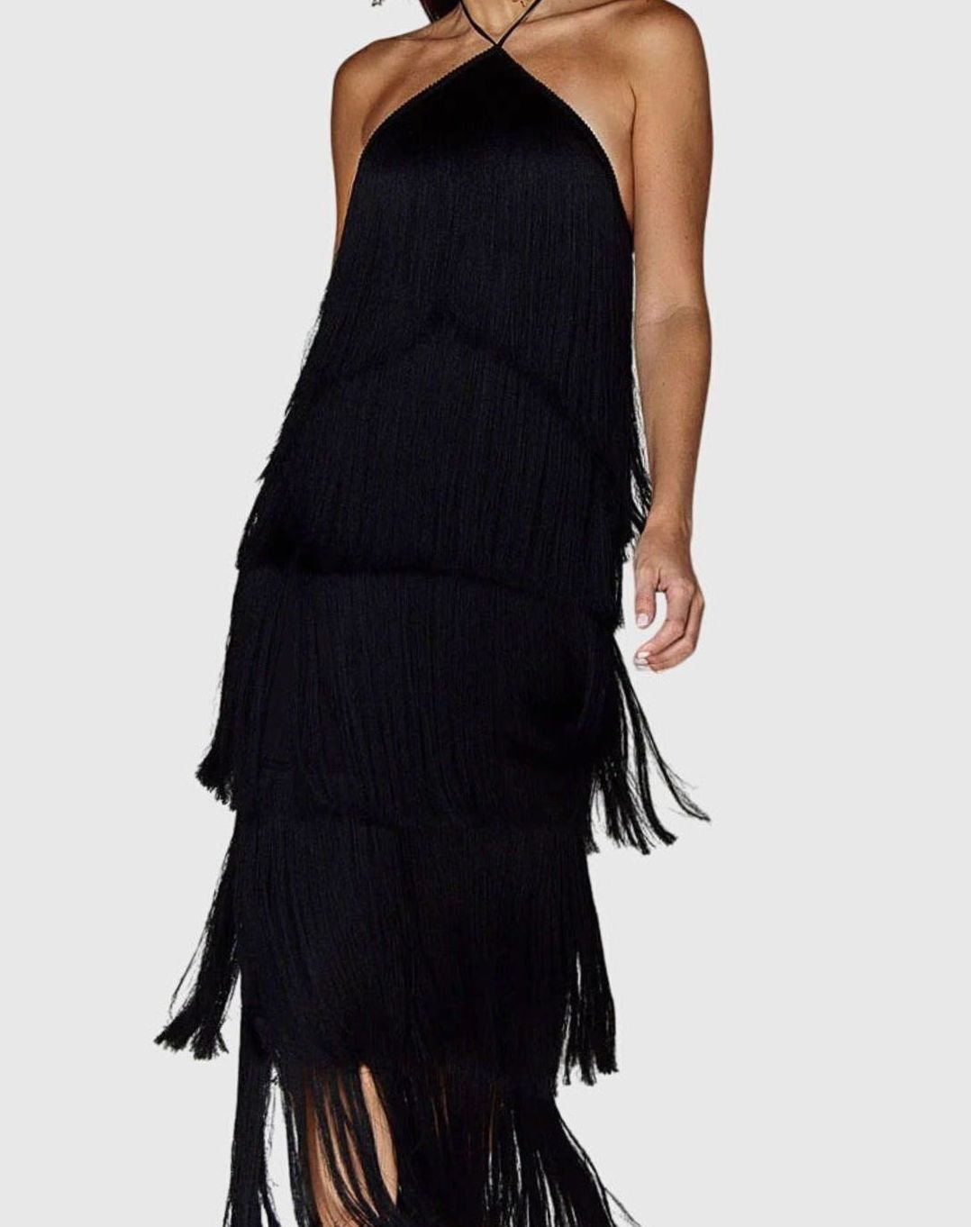 Sanna | Halter-maxi-jurk met laagjesfranjes en open rug