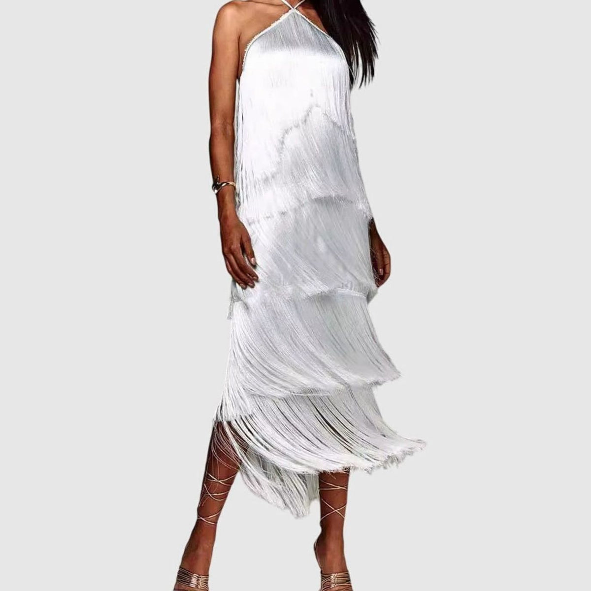 Sanna | Halter-maxi-jurk met laagjesfranjes en open rug