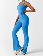 Rugvrije jumpsuit met uitlopende broekspijpen — afbeelding 79