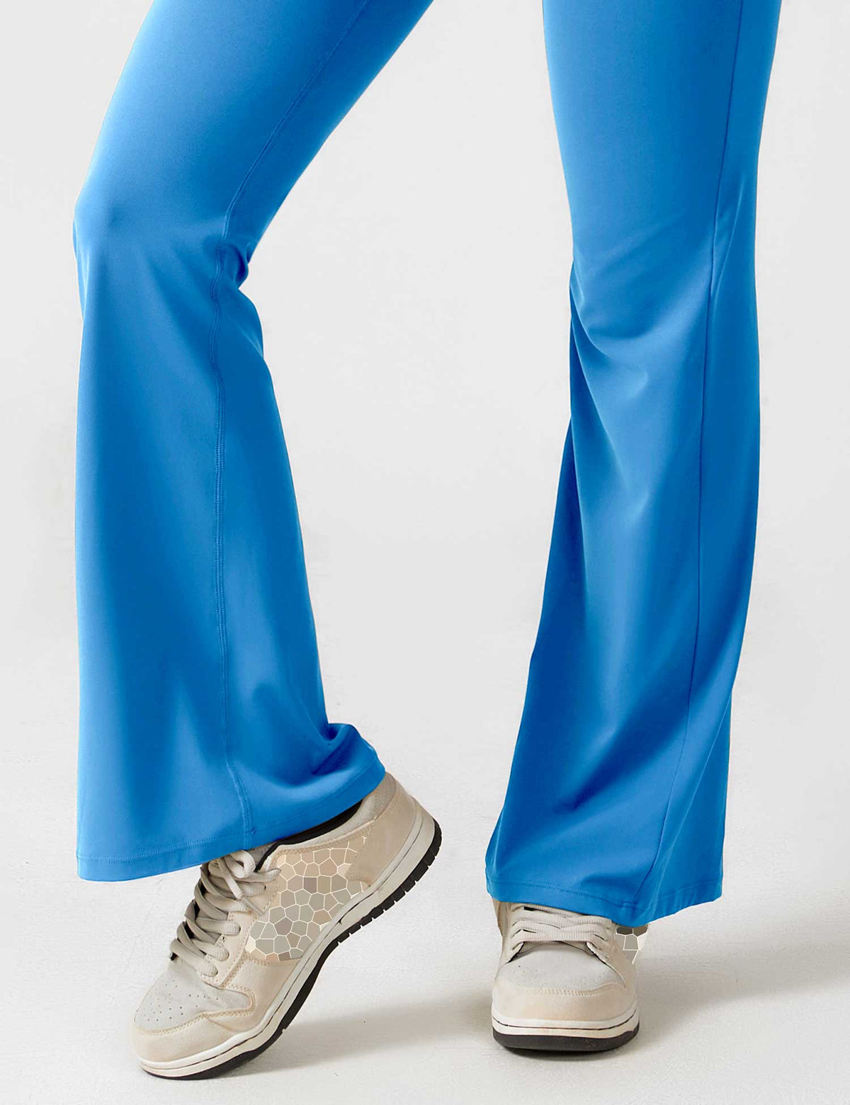 Rugvrije jumpsuit met uitlopende broekspijpen