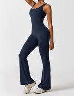 Rugvrije jumpsuit met uitlopende broekspijpen — afbeelding 34