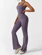 Rugvrije jumpsuit met uitlopende broekspijpen — afbeelding 70