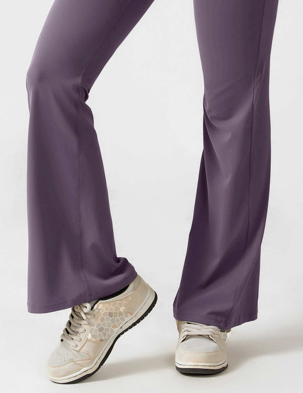 Rugvrije jumpsuit met uitlopende broekspijpen