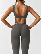 Rugvrije jumpsuit met uitlopende broekspijpen