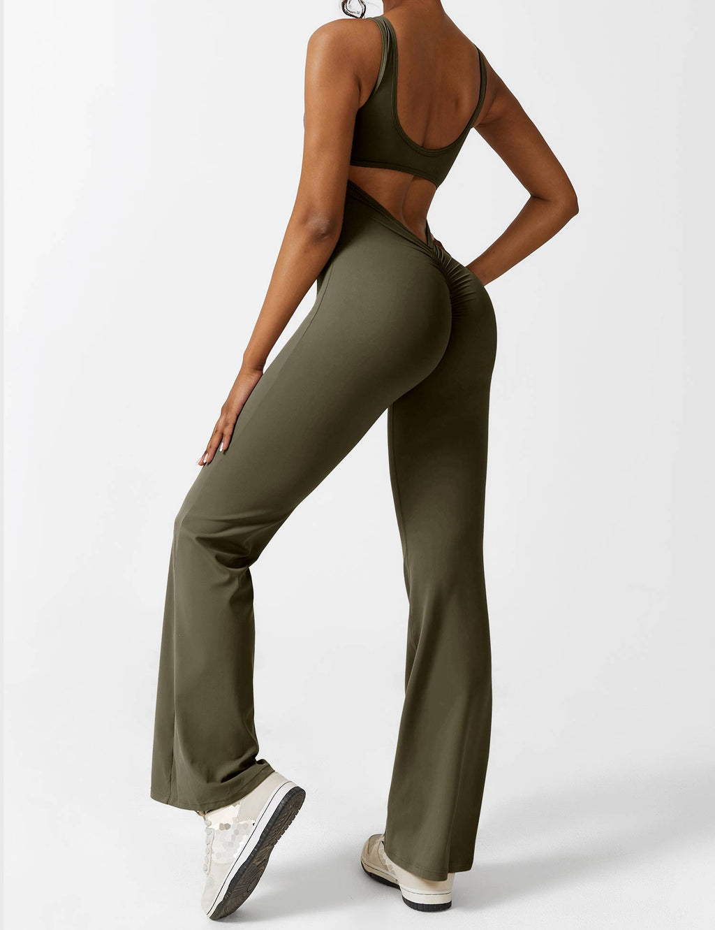 Rugvrije jumpsuit met uitlopende broekspijpen