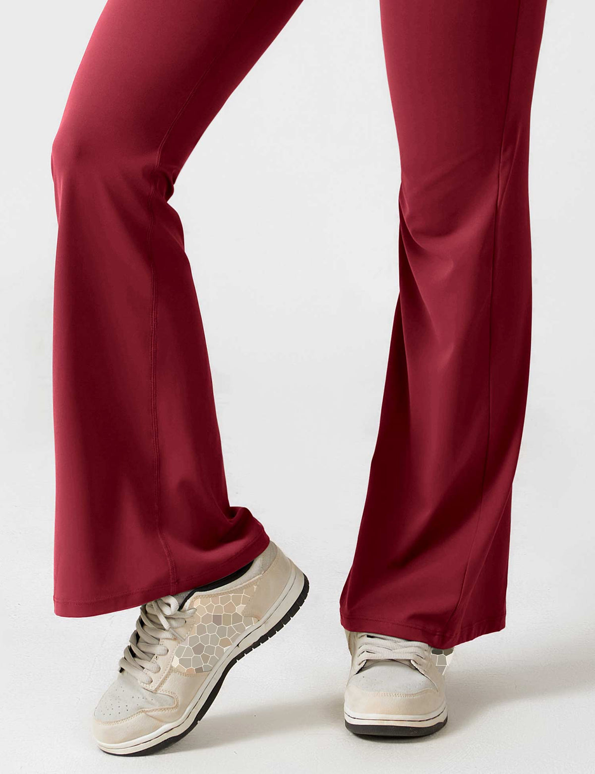 Rugvrije jumpsuit met uitlopende broekspijpen