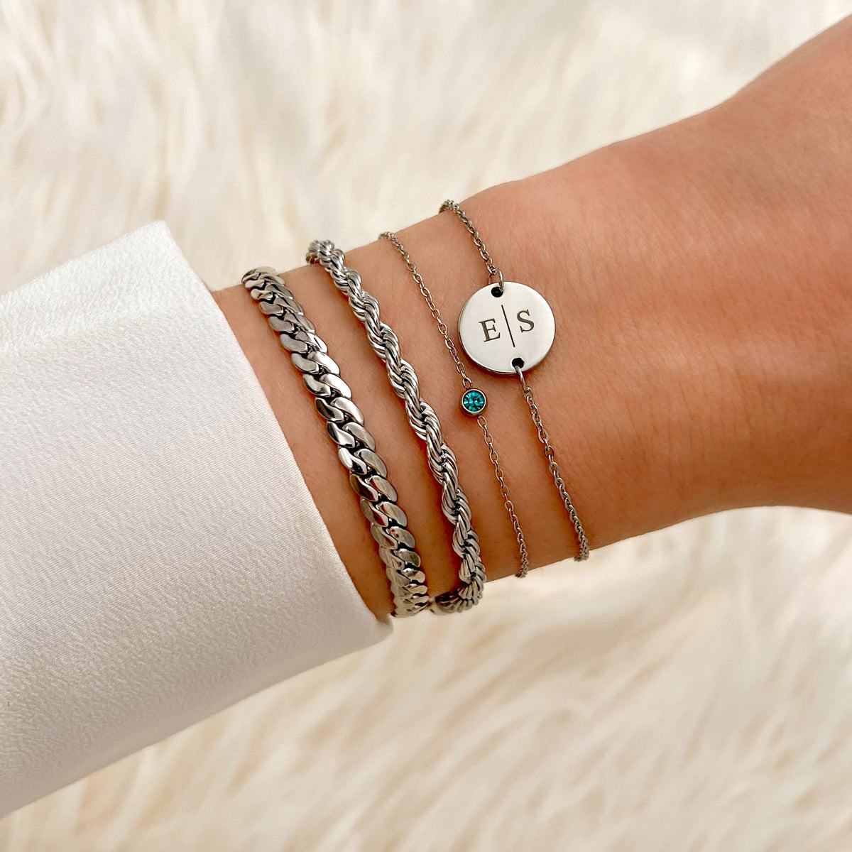 Ronde geboortesteenarmband met edelsteen